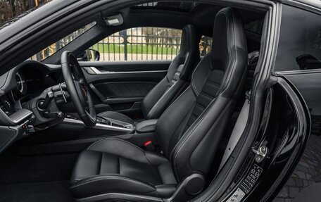 Porsche 911, 2022 год, 21 590 040 рублей, 11 фотография