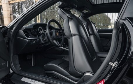 Porsche 911, 2022 год, 21 590 040 рублей, 12 фотография