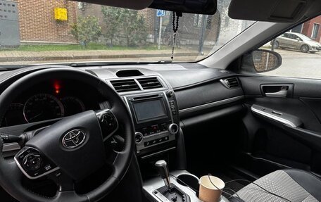 Toyota Camry, 2014 год, 1 300 000 рублей, 9 фотография
