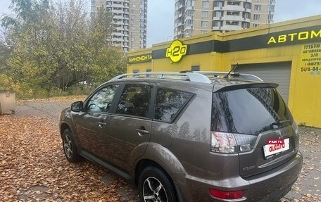 Mitsubishi Outlander III рестайлинг 3, 2010 год, 1 050 000 рублей, 3 фотография