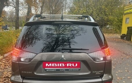 Mitsubishi Outlander III рестайлинг 3, 2010 год, 1 050 000 рублей, 16 фотография