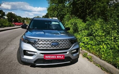 Ford Explorer VI, 2022 год, 2 680 009 рублей, 2 фотография