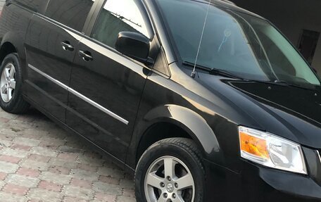 Dodge Caravan V, 2010 год, 1 760 000 рублей, 5 фотография