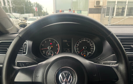 Volkswagen Jetta VI, 2012 год, 593 000 рублей, 19 фотография