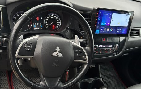 Mitsubishi Outlander III рестайлинг 3, 2013 год, 1 399 000 рублей, 6 фотография