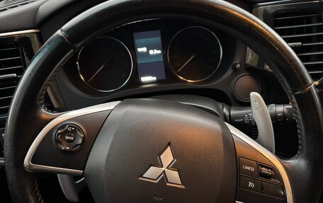 Mitsubishi Outlander III рестайлинг 3, 2013 год, 1 399 000 рублей, 17 фотография