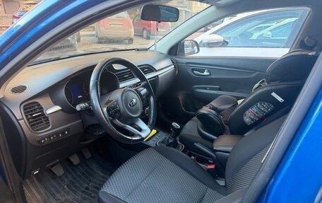 KIA Rio IV, 2018 год, 1 200 000 рублей, 5 фотография