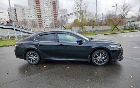 Toyota Camry, 2021 год, 3 100 000 рублей, 4 фотография