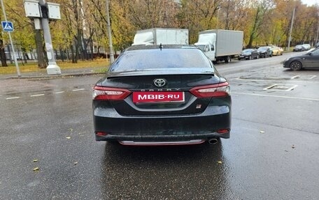 Toyota Camry, 2021 год, 3 100 000 рублей, 7 фотография
