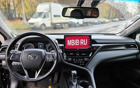 Toyota Camry, 2021 год, 3 100 000 рублей, 12 фотография