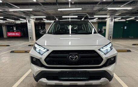 Toyota RAV4, 2025 год, 4 250 000 рублей, 2 фотография