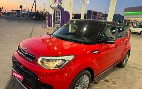 KIA Soul II рестайлинг, 2016 год, 1 599 900 рублей, 3 фотография