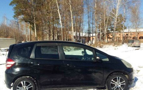 Honda Fit III, 2009 год, 650 000 рублей, 2 фотография