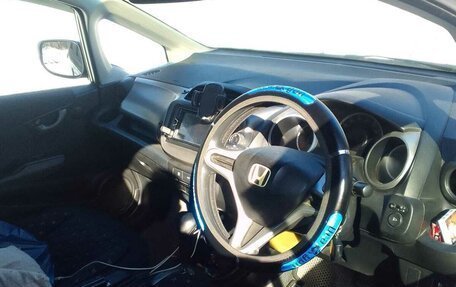 Honda Fit III, 2009 год, 650 000 рублей, 4 фотография