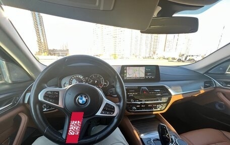 BMW 5 серия, 2017 год, 3 100 000 рублей, 15 фотография