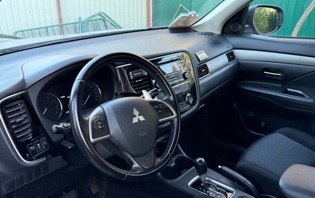 Mitsubishi Outlander III рестайлинг 3, 2012 год, 1 290 000 рублей, 6 фотография