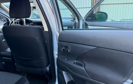 Mitsubishi Outlander III рестайлинг 3, 2012 год, 1 290 000 рублей, 15 фотография