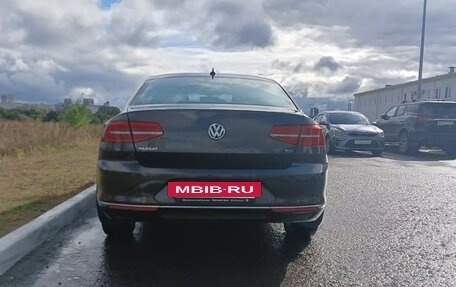 Volkswagen Passat B8 рестайлинг, 2017 год, 1 830 000 рублей, 6 фотография