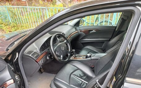 Mercedes-Benz E-Класс, 2004 год, 750 000 рублей, 3 фотография