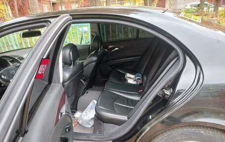 Mercedes-Benz E-Класс, 2004 год, 750 000 рублей, 6 фотография