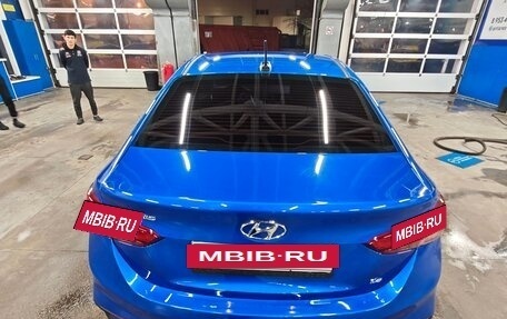 Hyundai Solaris II рестайлинг, 2017 год, 1 049 100 рублей, 2 фотография
