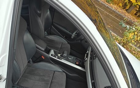 Audi A4, 2019 год, 3 300 000 рублей, 15 фотография