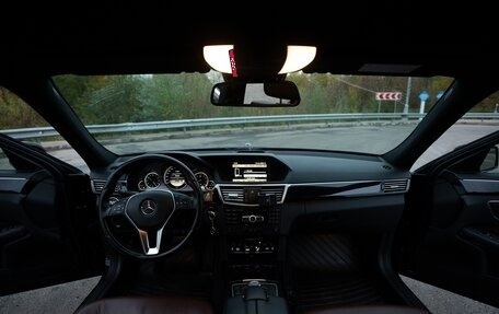 Mercedes-Benz E-Класс, 2012 год, 1 850 000 рублей, 7 фотография
