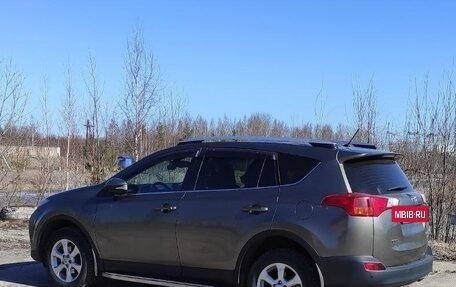 Toyota RAV4, 2014 год, 2 050 000 рублей, 3 фотография