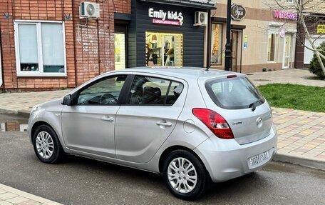 Hyundai i20 IB рестайлинг, 2010 год, 535 000 рублей, 4 фотография