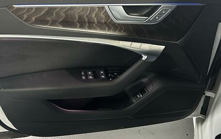 Audi A6, 2019 год, 4 100 000 рублей, 12 фотография