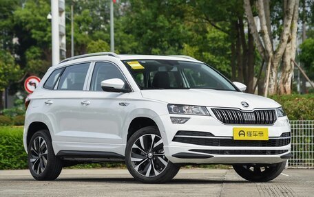 Skoda Karoq I, 2025 год, 2 650 000 рублей, 4 фотография