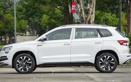 Skoda Karoq I, 2025 год, 2 650 000 рублей, 9 фотография