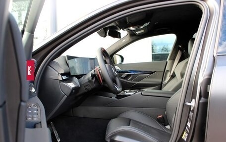 BMW M5, 2025 год, 18 990 000 рублей, 18 фотография