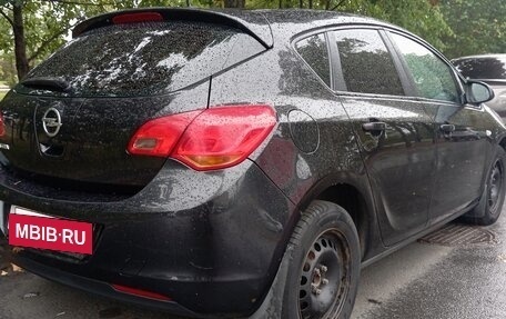 Opel Astra J, 2011 год, 680 000 рублей, 5 фотография