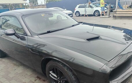 Dodge Challenger III рестайлинг 2, 2019 год, 3 200 000 рублей, 8 фотография