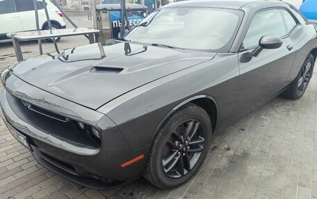 Dodge Challenger III рестайлинг 2, 2019 год, 3 200 000 рублей, 9 фотография