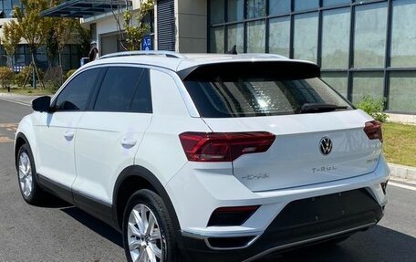 Volkswagen T-Roc I, 2022 год, 1 574 000 рублей, 6 фотография