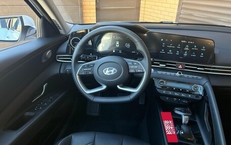 Hyundai Elantra, 2025 год, 2 585 000 рублей, 21 фотография