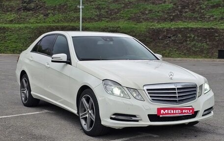 Mercedes-Benz E-Класс, 2010 год, 1 299 000 рублей, 5 фотография
