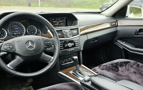 Mercedes-Benz E-Класс, 2010 год, 1 299 000 рублей, 10 фотография