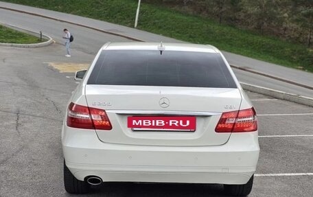 Mercedes-Benz E-Класс, 2010 год, 1 299 000 рублей, 7 фотография
