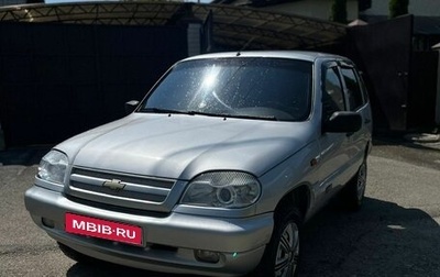 Chevrolet Niva I рестайлинг, 2004 год, 400 000 рублей, 1 фотография
