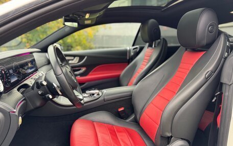 Mercedes-Benz E-Класс, 2017 год, 3 850 000 рублей, 18 фотография