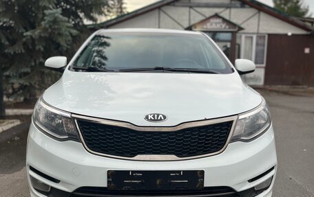 KIA Rio III рестайлинг, 2015 год, 1 100 000 рублей, 1 фотография