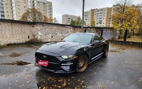 Ford Mustang VI рестайлинг, 2017 год, 2 600 000 рублей, 6 фотография