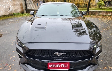 Ford Mustang VI рестайлинг, 2017 год, 2 600 000 рублей, 16 фотография