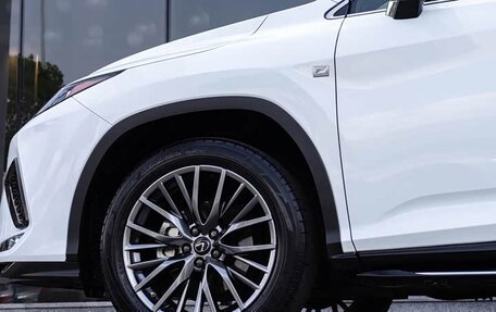 Lexus RX IV рестайлинг, 2021 год, 4 428 000 рублей, 7 фотография