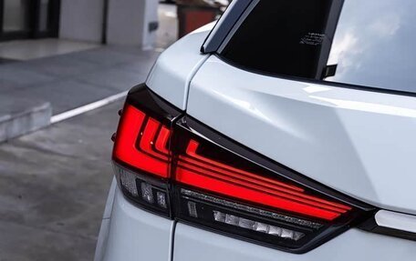 Lexus RX IV рестайлинг, 2021 год, 4 428 000 рублей, 8 фотография