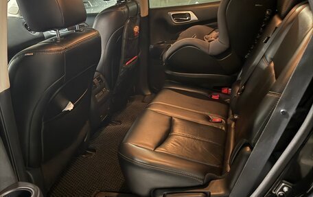 Nissan Pathfinder, 2015 год, 1 950 000 рублей, 4 фотография