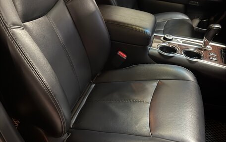 Nissan Pathfinder, 2015 год, 1 950 000 рублей, 14 фотография